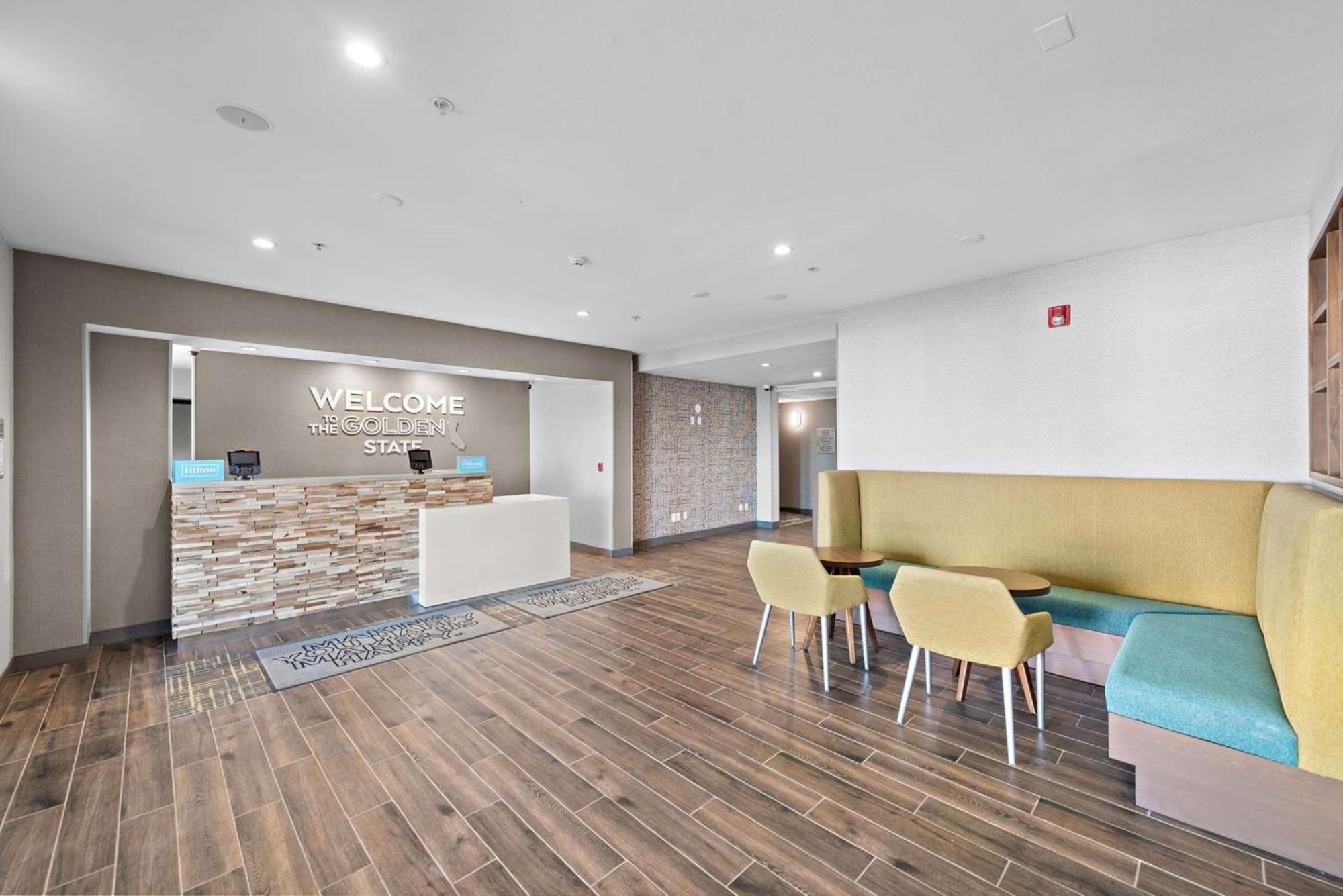 Holiday Inn Express Calexico, an IHG Hotel Exterior foto