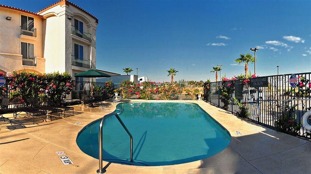 Holiday Inn Express Calexico, an IHG Hotel Exterior foto